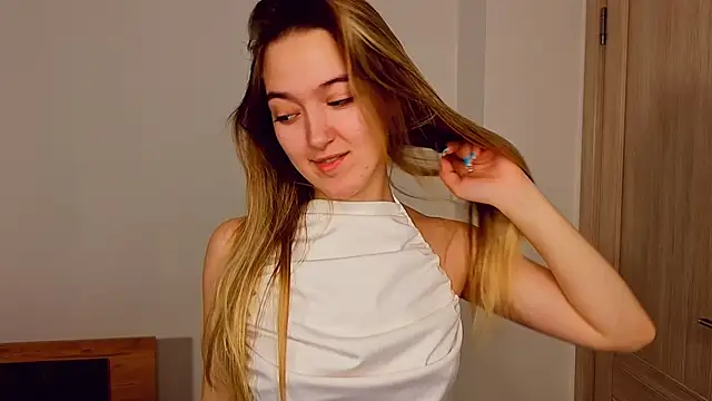 MarySparkl online show from December 2025 07:33:02 PM