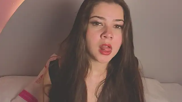 Snapshot of amyvans_ chatting on December 2025 10:04:02 PM amyvans online show from December 2025 10:04:02 PM