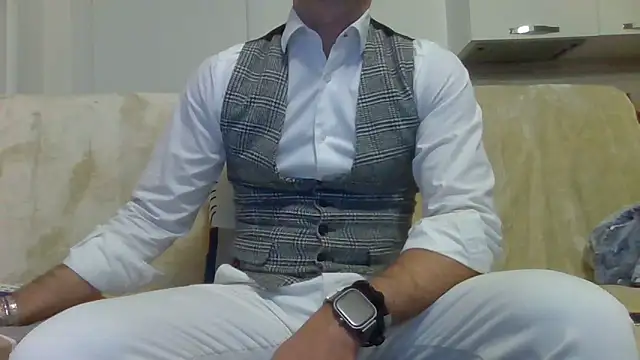 Snapshot of Eroshotlicker chatting on February 2026 09:18:02 PM Eroshotlicker online show from February 2026 09:18:02 PM