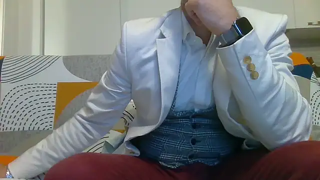 Snapshot of Eroshotlicker chatting on March 2026 11:46:01 PM Eroshotlicker online show from March 2026 11:46:01 PM