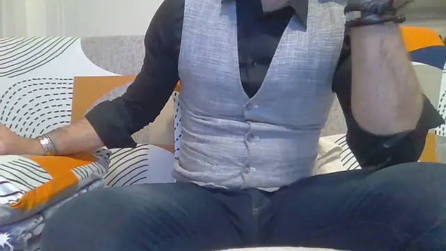 Snapshot of Eroshotlicker chatting on March 2026 10:13:02 PM Eroshotlicker online show from March 2026 10:13:02 PM