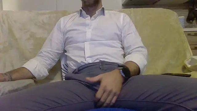 Snapshot of Eroshotlicker chatting on March 2026 10:20:01 PM Eroshotlicker online show from March 2026 10:20:01 PM