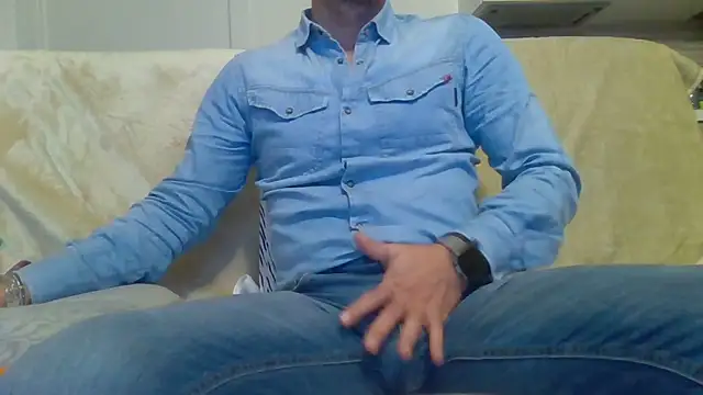 Snapshot of Eroshotlicker chatting on March 2026 07:36:02 PM Eroshotlicker online show from March 2026 07:36:02 PM