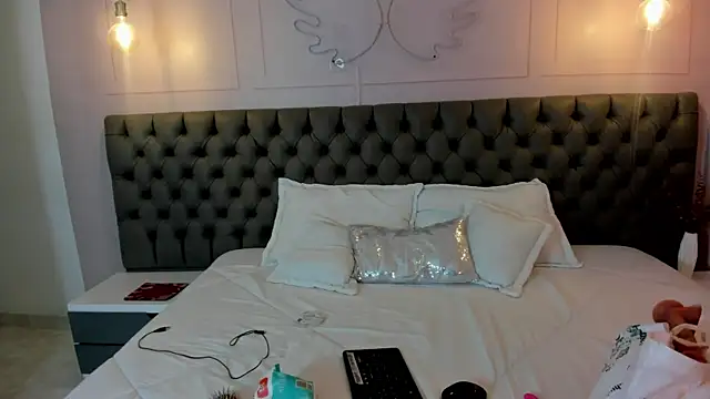 carol 69 online show from December 2025 11:28:01 AM