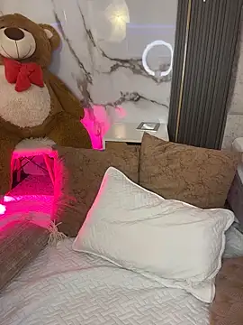 Kattie sweet1 online show from March 2026 01:05:01 PM