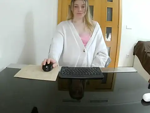 Adelyxveex online show from December 2025 09:59:02 AM