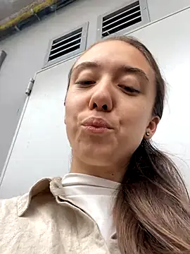 Snapshot of CristinaSw chatting on December 2025 12:54:01 PM CristinaSw online show from December 2025 12:54:01 PM