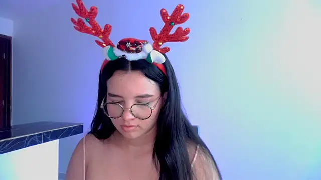 LilBunny 1 online show from December 2025 01:42:01 PM