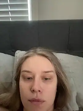 babyblue977 online show from February 2026 07:10:01 PM