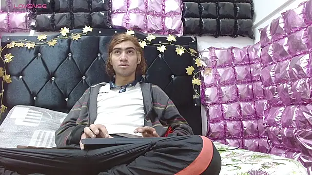 Snapshot of andresdark_07 chatting on November 2025 03:10:02 AM andresdark 07 online show from November 2025 03:10:02 AM