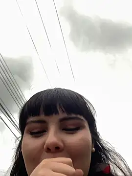 Snapshot of Yuliks_ chatting on December 2025 03:40:02 PM Yuliks online show from December 2025 03:40:02 PM