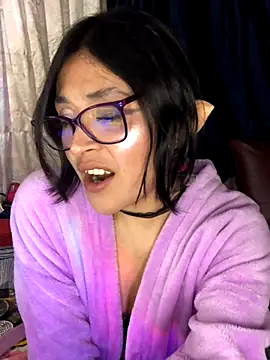 Winter 111 online show from December 2025 02:50:02 AM