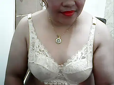 cutechubby online show from February 2026 11:34:02 PM