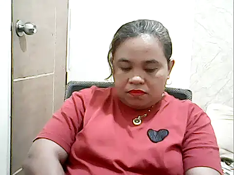 cutechubby online show from February 2026 10:52:01 PM