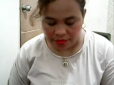 cutechubby online show from February 2026 12:10:01 AM