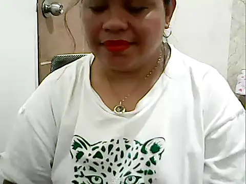 cutechubby online show from February 2026 07:48:01 PM
