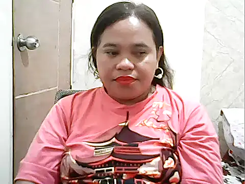 cutechubby online show from April 2026 10:47:02 PM