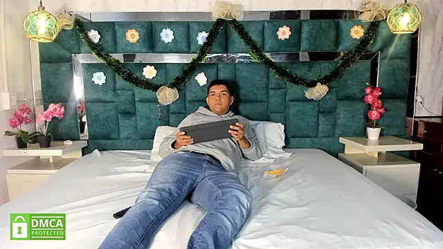  bonnyandclyde online show from January 2026 11:58:02 AM