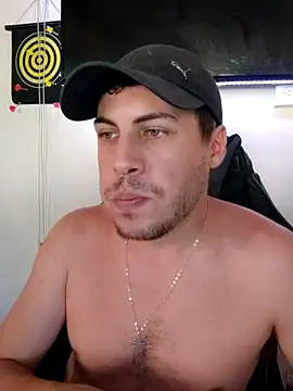 gonzalito222 online show from January 2026 07:11:01 PM