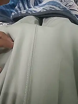 Snapshot of handsome_boy07 chatting on December 2025 04:17:02 AM handsome boy07 online show from December 2025 04:17:02 AM