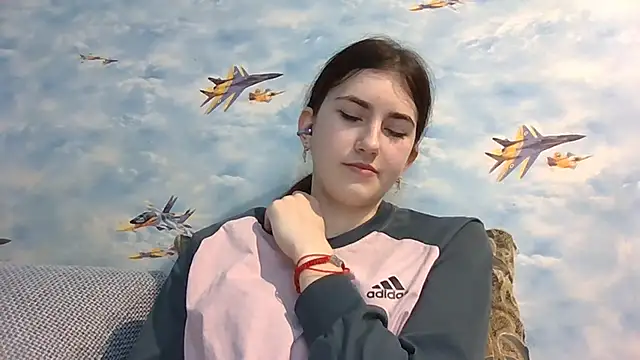 StarYeadon online show from February 2026 06:17:01 AM