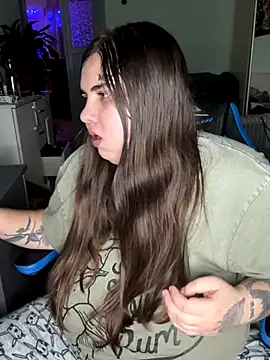 MariasV online show from December 2025 07:53:02 PM