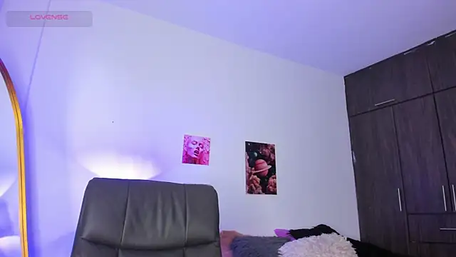 Snapshot of camila_hott69_ chatting on March 2026 03:01:01 AM camila hott69 online show from March 2026 03:01:01 AM