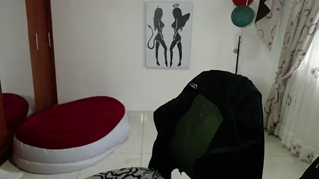 vivian-milf online show from January 2026 09:42:01 PM