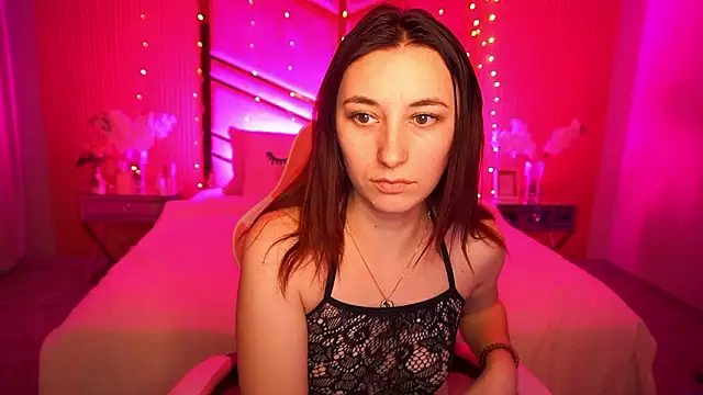 RoxieRay online show from January 2026 04:11:01 PM