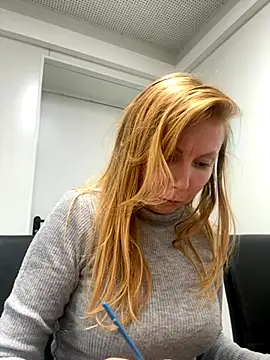 JenyJansy online show from December 2025 06:16:01 PM