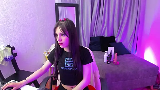 TiinaJonus  online show from June 2026 04:02:01 AM
