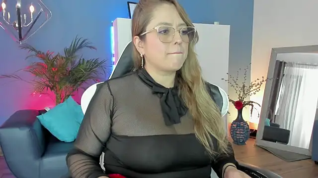 Anto Thompson online show from June 2026 08:00:01 PM