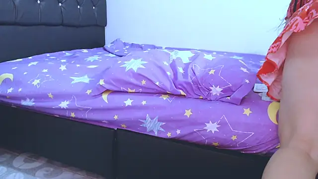 Snapshot of NoaLeon21 chatting on December 2025 08:37:02 PM NoaLeon21 online show from December 2025 08:37:02 PM