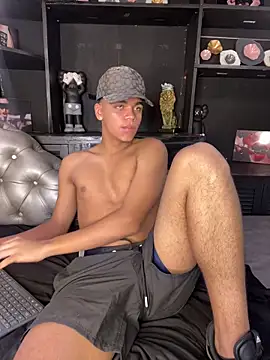 Snapshot of Isaac_Collins_ chatting on December 2025 08:03:02 PM Isaac Collins online show from December 2025 08:03:02 PM