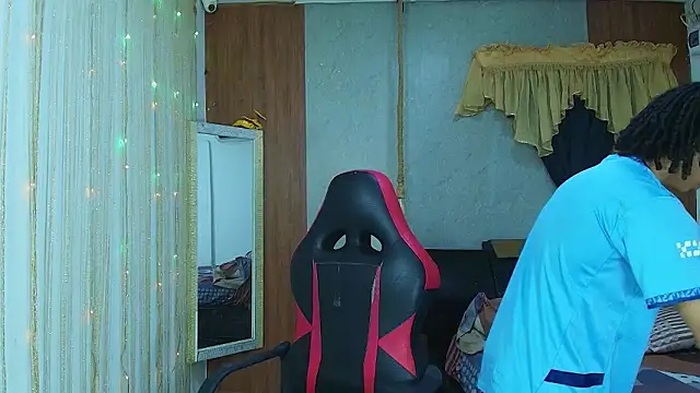 kim curlyy online show from March 2026 01:29:02 PM