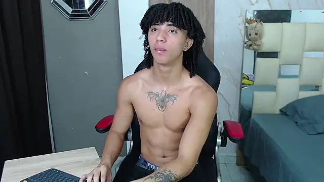 kim curlyy online show from May 2026 01:08:02 PM
