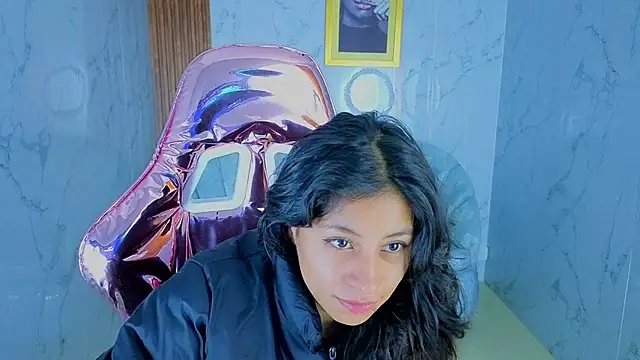 serabella s online show from February 2026 01:03:02 PM