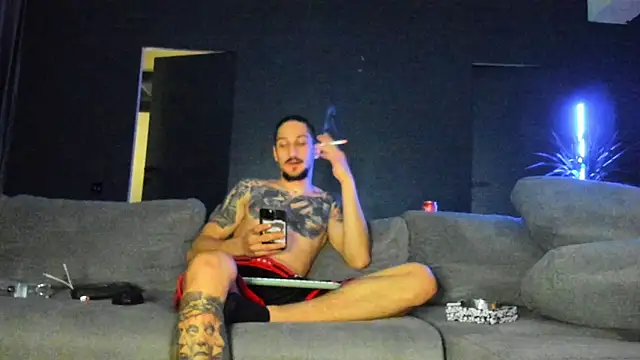 Snapshot of huntingod chatting on December 2025 08:58:01 PM huntingod online show from December 2025 08:58:01 PM