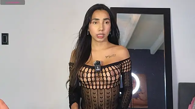 Snapshot of BRENDAGUERRA_ chatting on April 2026 06:41:02 AM BRENDAGUERRA online show from April 2026 06:41:02 AM