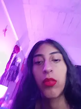 Im Kloe online show from June 2026 06:56:01 PM