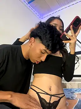 Snapshot of aurora_082 chatting on December 2025 04:43:02 AM aurora 082 online show from December 2025 04:43:02 AM