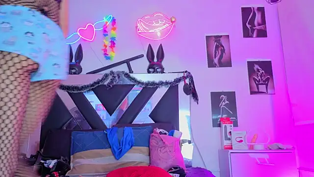 karla slut dirty online show from June 2026 10:50:01 AM