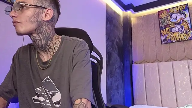 Snapshot of Paulo_527 chatting on March 2026 08:17:01 PM Paulo 527 online show from March 2026 08:17:01 PM