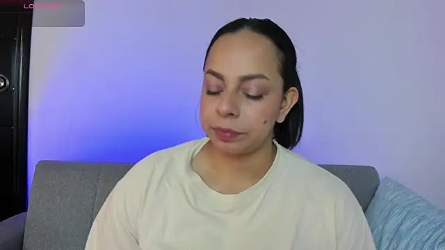 jimena chic1 online show from June 2026 03:32:01 PM