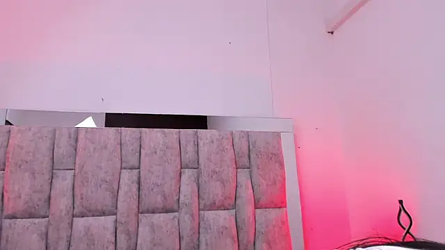 ZafiraNavarro online show from February 2026 09:03:02 PM