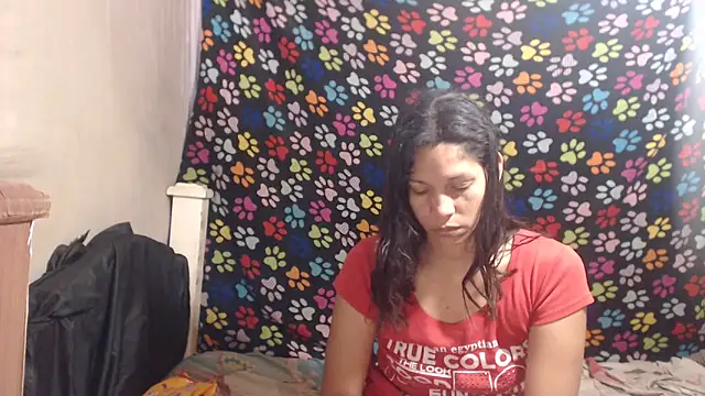 Snapshot of ELIZABET2- chatting on May 2026 11:48:01 AM ELIZABET2- online show from May 2026 11:48:01 AM