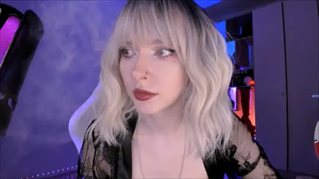 Mistress Iris online show from July 2026 05:22:02 PM