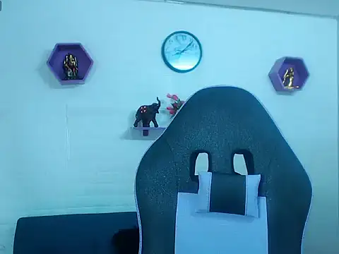 Snapshot of marcus_20 chatting on December 2025 01:38:01 PM marcus 20 online show from December 2025 01:38:01 PM