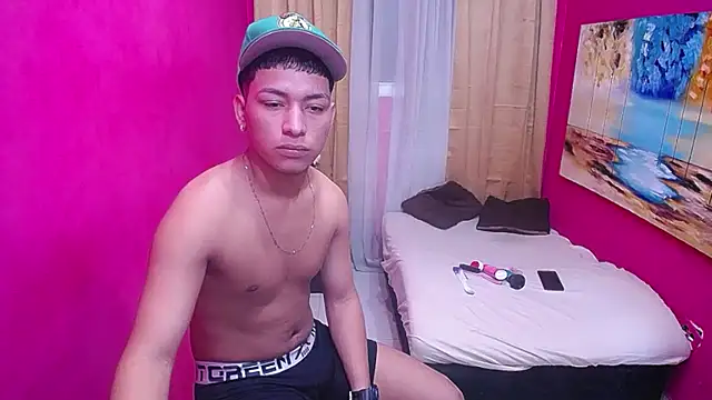 Snapshot of twinks_fuck chatting on March 2026 06:47:01 PM twinks fuck online show from March 2026 06:47:01 PM
