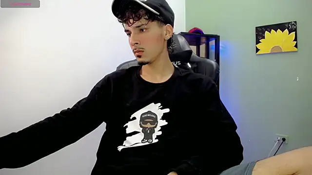 Yankeee  online show from December 2025 03:48:01 AM